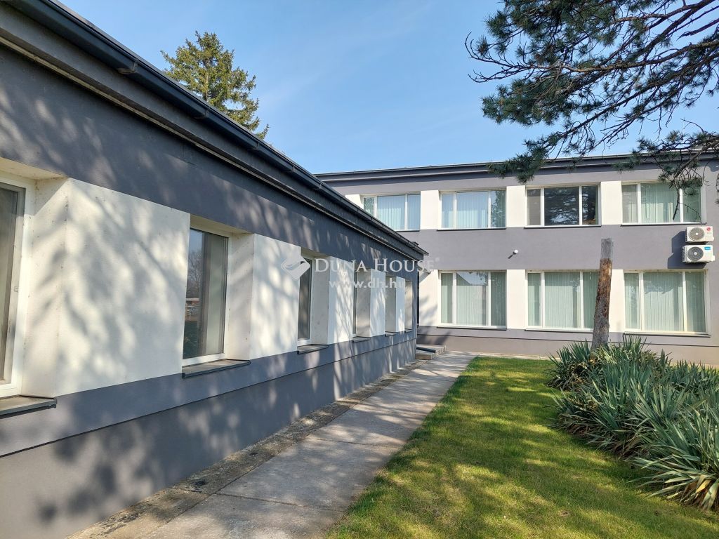 6500 Baja , Szegedi útnál — 1/30