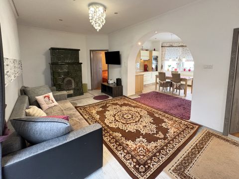 Eladó Ház 9099 Pér 