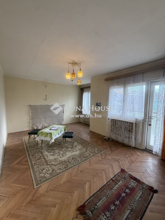 8175 Balatonfűzfő , Balaton utca közelében — 1/21
