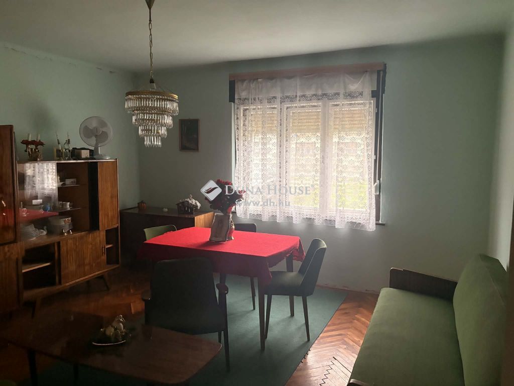 9317 Szany , Kis utca környéke — 1/13