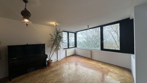 Eladó Lakás 1125 Budapest 12. kerület , Örökpanorámás, felújítandó duplex lakás a Svábhegyen