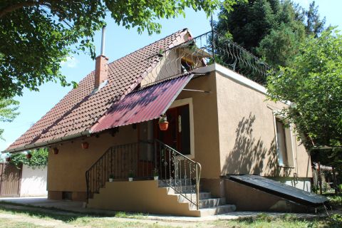 Eladó Ház 5000 Szolnok , Szolnok, Kakukk utca