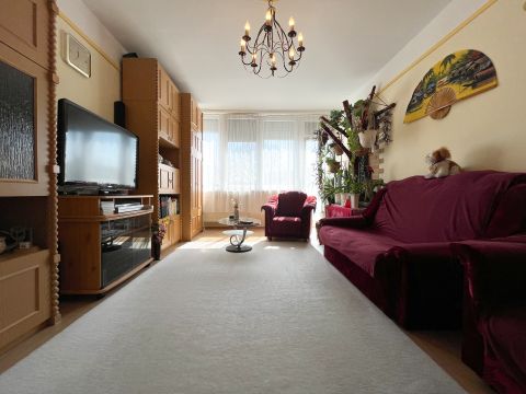 Eladó Lakás 1204 Budapest 20. kerület , jó állapotú, 2 szobás lakás a Kakas-domb közelében