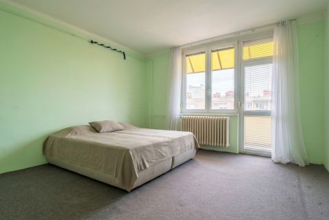 Eladó Lakás 2800 Tatabánya 