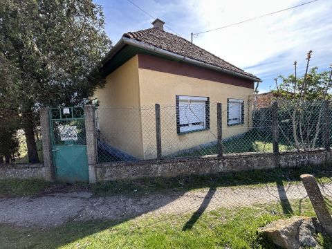 Eladó Ház 6527 Nagybaracska , Nagybaracska Toldi Miklós utca