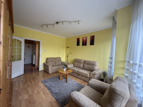 Kiadó Lakás 1119 Budapest 11. kerület , Móricz Zsigmond körtér 10 perc távolságra