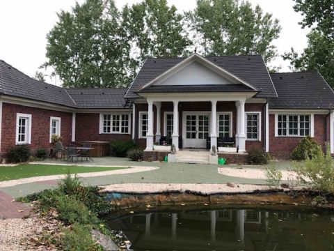 Eladó Ház 5465 Cserkeszőlő , Cserkeszőlőn impozáns nagypolgári angol villa eladó!