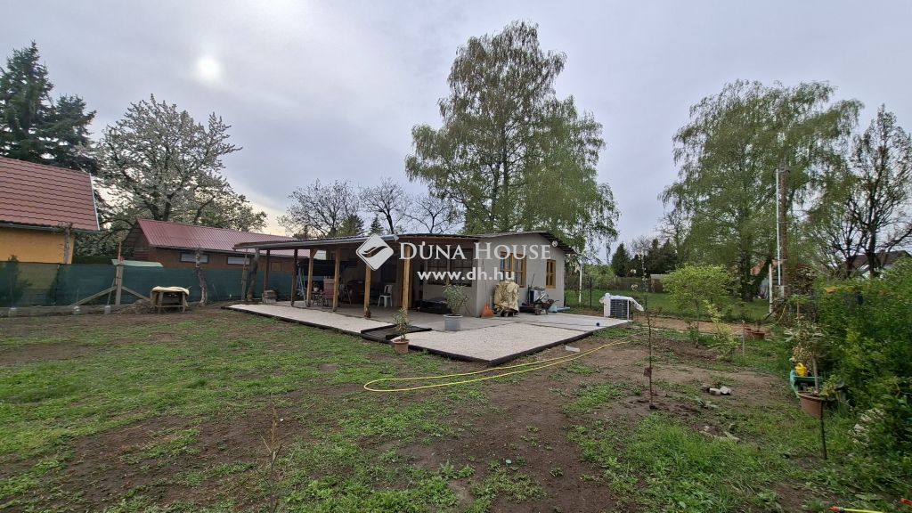 2344 Dömsöd , Nyugodt Duna parti utcájában — 1/17
