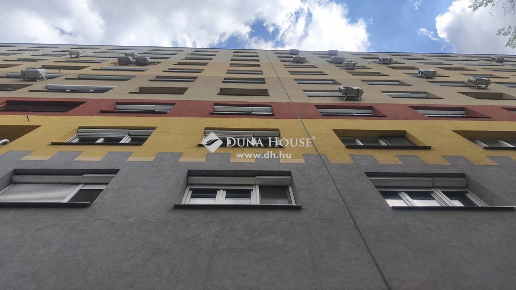 1033 Budapest 3. kerület , Óbudán a Duna part mellett PANELPROGRAMOS otthon — 1/34