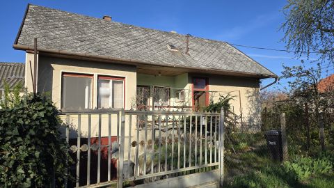 Eladó Ház 5350 Tiszafüred 