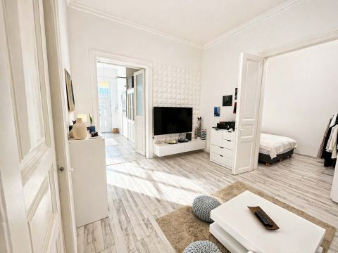 Eladó Lakás 1146 Budapest 14. kerület VÁROSLIGET közelében,felújított 1.emeleti lakás!