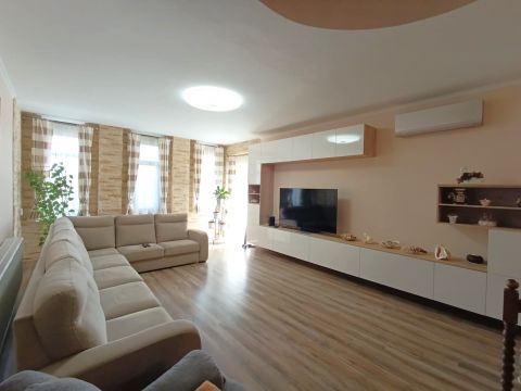 Eladó Ház 7693 Pécs , Pécs-Hird családi ház