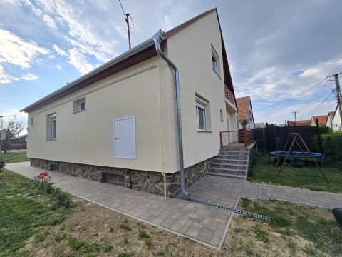 Eladó Ház 7761 Kozármisleny 