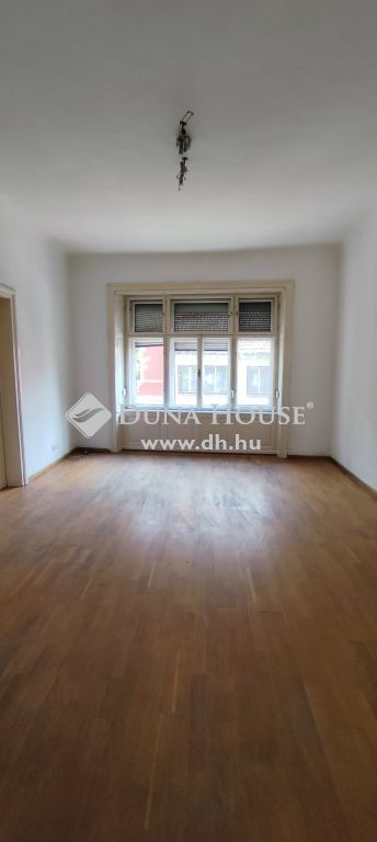 9400 Sopron , Benedek Elek Soproni Egyetem — 1/9