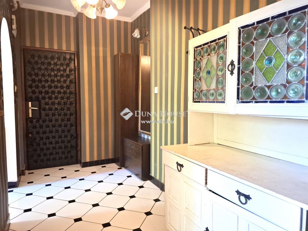 9700 Szombathely , Perintparti sétány közelében földszinti 2 szobás tégla lakás — 1/13