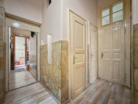 Eladó Lakás 1087 Budapest 8. kerület 