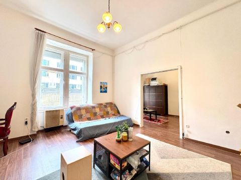 Eladó Lakás 1092 Budapest 9. kerület , 1091 Budapest 9, Kálvin tér