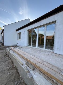 Eladó Ház 2112 Veresegyház , Viczián Vasútállomáshoz közeli 