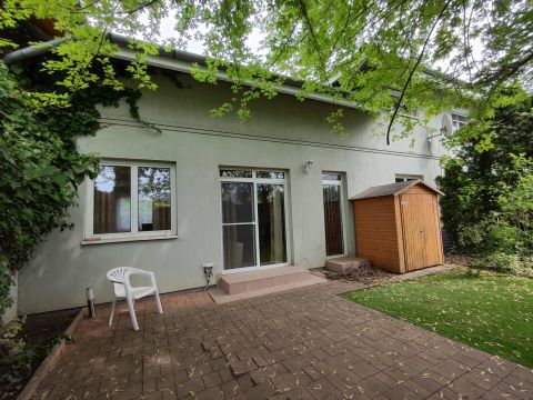 Eladó Ház 8600 Siófok , kertvárosi környezetben