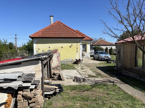Eladó Ház 3565 Tiszalúc 