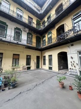 Eladó Lakás 1085 Budapest 8. kerület Somogyi Béla utca
