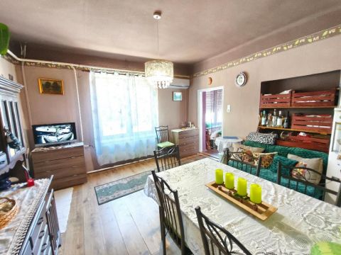Eladó Ház 2225 Üllő , 2225 Üllő, Kertváros