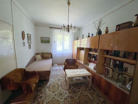 Eladó Lakás 1145 Budapest 14. kerület , Torontál u., zöldövezet, csend, jó közlekedés, remek lakás! 