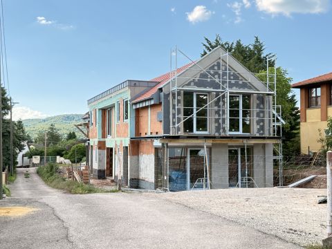 Eladó Ház 7635 Pécs , Donátusi részén, ÚJ ÉPÍTÉSŰ PANORÁMÁS ikerház 