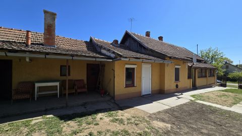Eladó Ház 5241 Abádszalók 