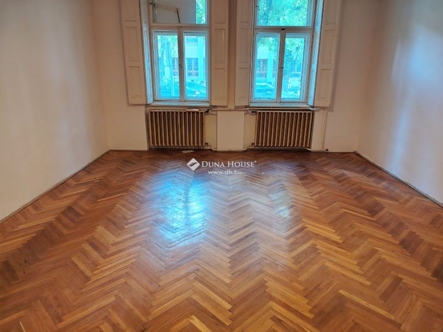 Eladó lakás Békéscsabán – LK043079
