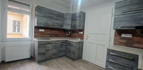 Kiadó Lakás 7623 Pécs 
