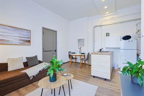 Eladó Üzlethelyiség 1101 Budapest 10. kerület 