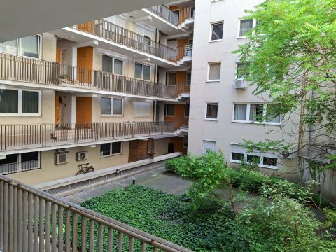 Eladó Lakás 1064 Budapest 6. kerület 