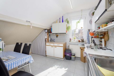 Eladó Ház 9228 Halászi Petőfi Sándor utca közelében 