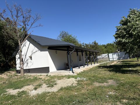 Eladó Ház 2252 Tóalmás Nincs utca