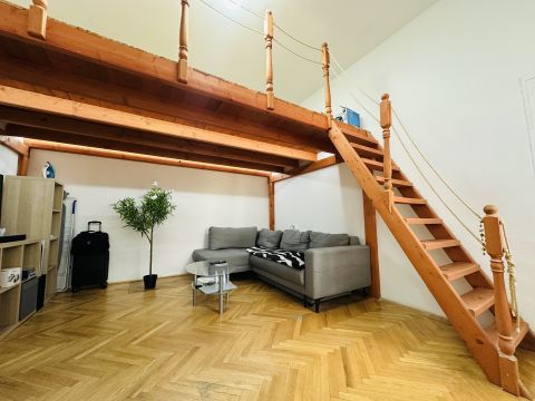 Eladó Lakás 1076 Budapest 7. kerület 