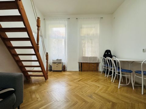 Eladó Lakás 1076 Budapest 7. kerület 