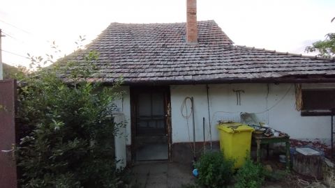 Eladó Ház 6922 Földeák , A főúthoz közel
