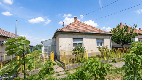 Eladó Ház 2422 Mezőfalva , Mezőfalva központhoz közel
