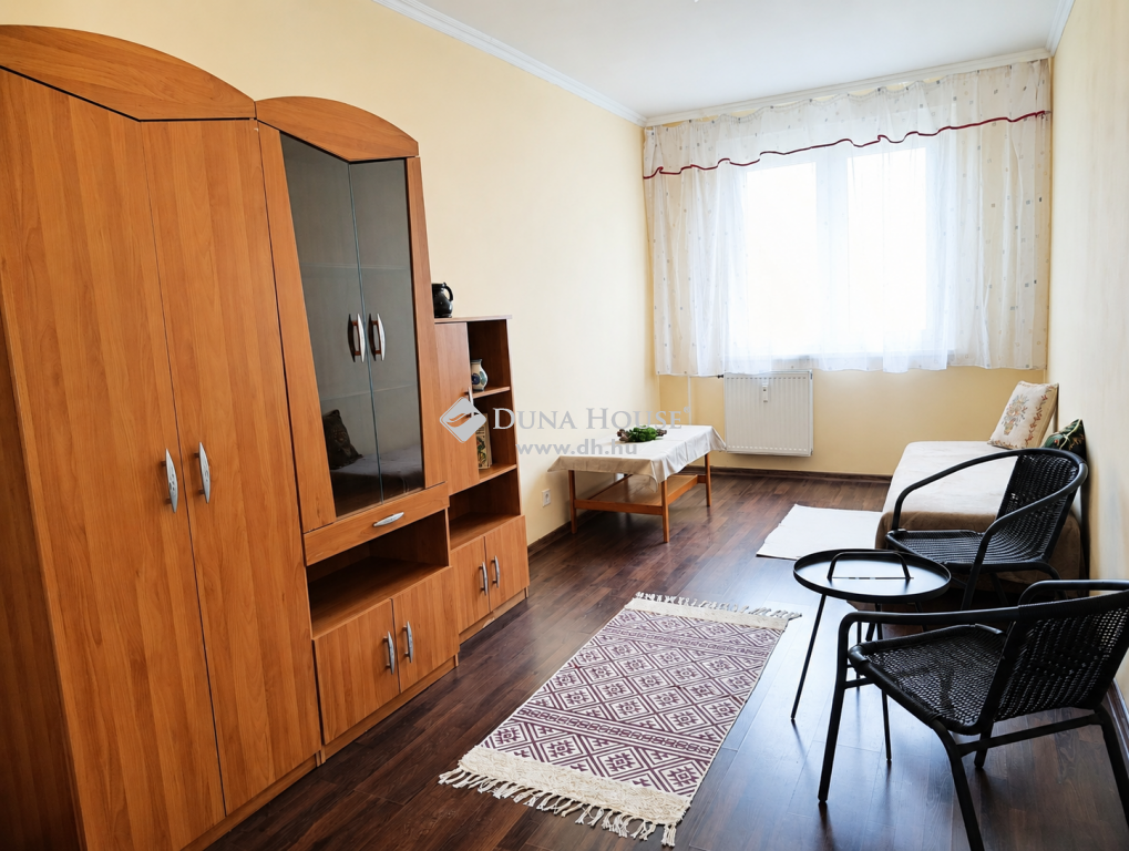 4400 Nyíregyháza — 1/8