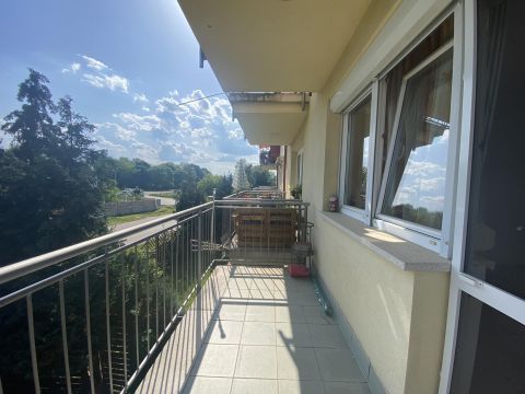 Eladó Lakás 2131 Göd 
