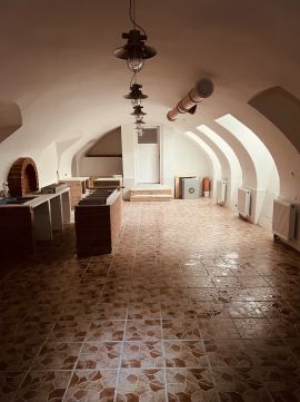 Eladó Üzlethelyiség 1081 Budapest 8. kerület 