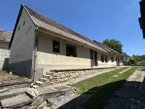 Eladó Ház 7663 Máriakéménd 