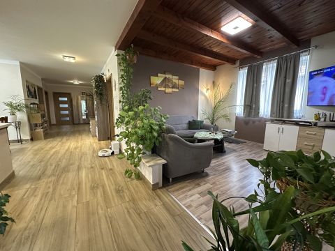 Eladó Ház 8652 Siójut , Balaton közelében luxus otthoon