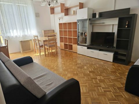Kiadó Lakás 4032 Debrecen , Debrecen, Thomas Mann utca