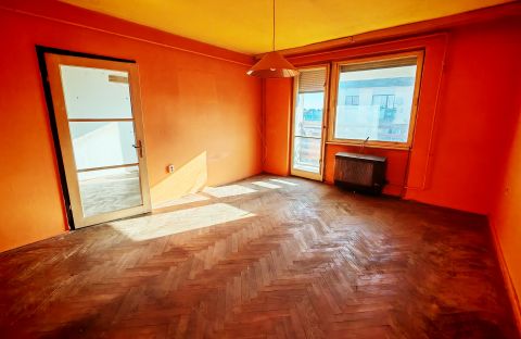 Eladó Lakás 8840 Csurgó , Csurgó város központjában 2. emeleti lakás eladó! 
