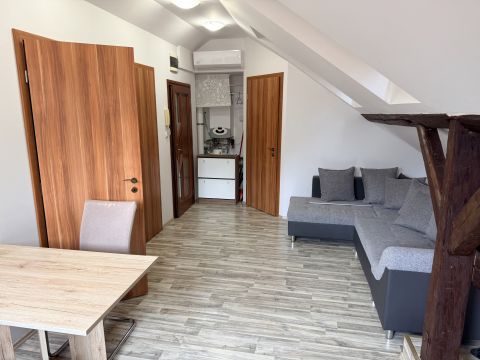 Kiadó Lakás 7623 Pécs 