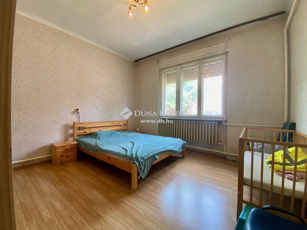 Eladó Ház Budapest XV. kerület, 