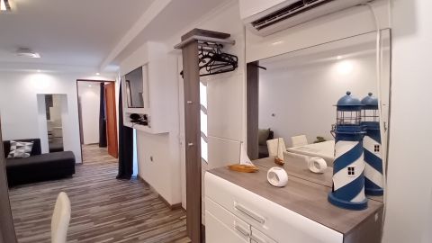 8600 Siófok Aranyparti részén,NYARALÓKÉNT nyílvántartott házrész eladó!