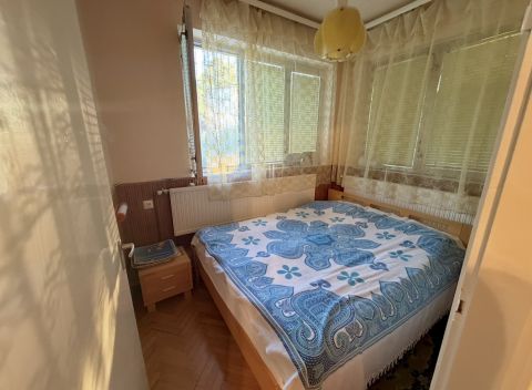 Eladó Ház 2481 Velence , Velencefürdő, központi részén